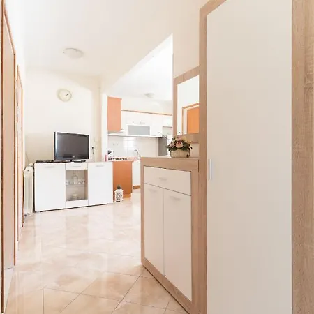 Modern Emy Privlaka (Zadar)